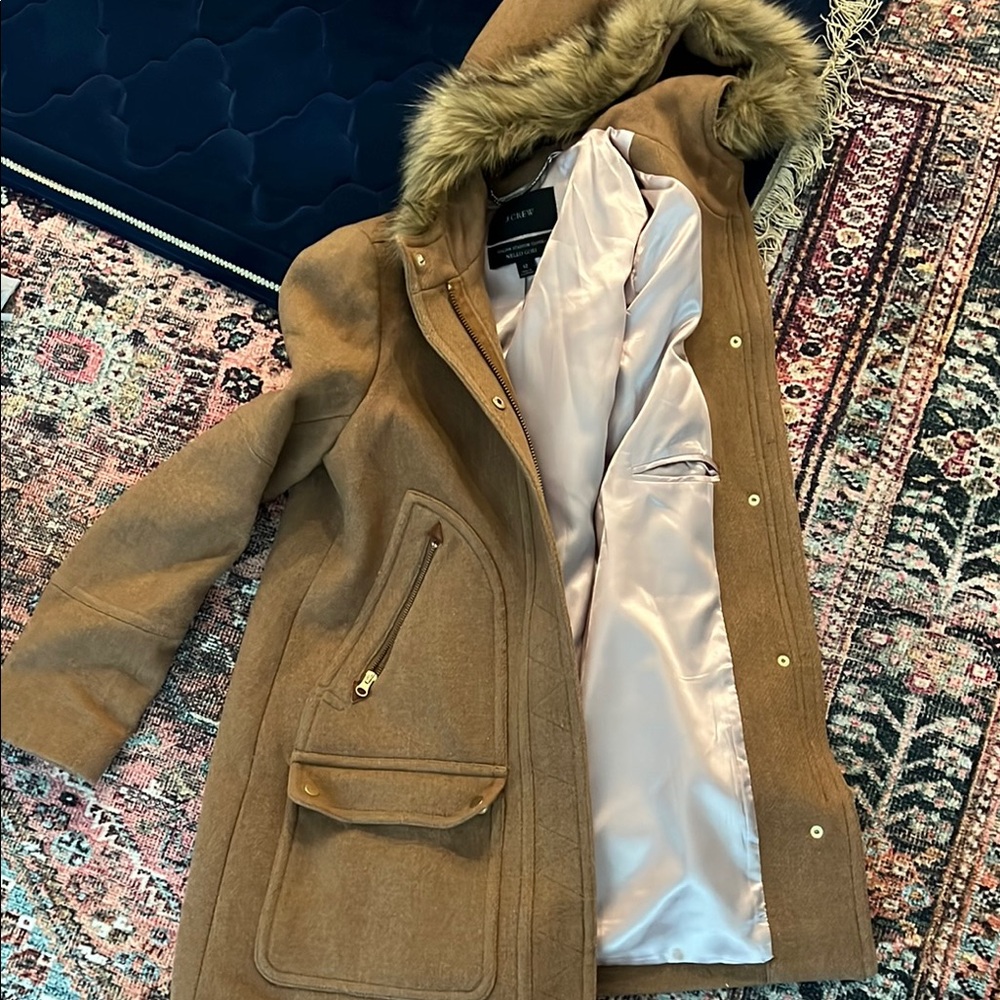 J.Crew women’s Tan Fur-Trimmed Coat, size 12. Excellent condition
